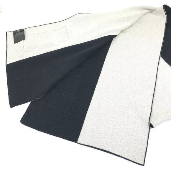FENDI FXS124 Bicolor logo Scarf wool Black x White - Picture 3 of 8